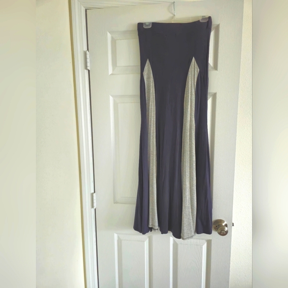 New  Blue Maxi Skirt.. - Picture 3 of 3